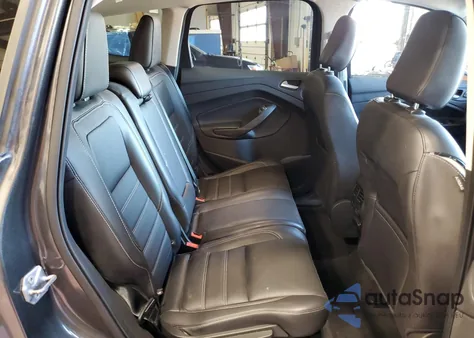 2018 Ford Escape Titanium z USA, uszkodzony, nr VIN 1FMCU9J99JUD56150